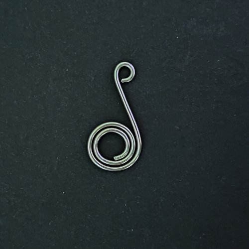 Mei Tan's Spiral Wire Earrings - , Contemporary Wire Jewelry, Coiling, Coiling Wire, Wire Coiling, Spirals, Wire Spiral, Spiral Wire Wrap, spiral wire earrings